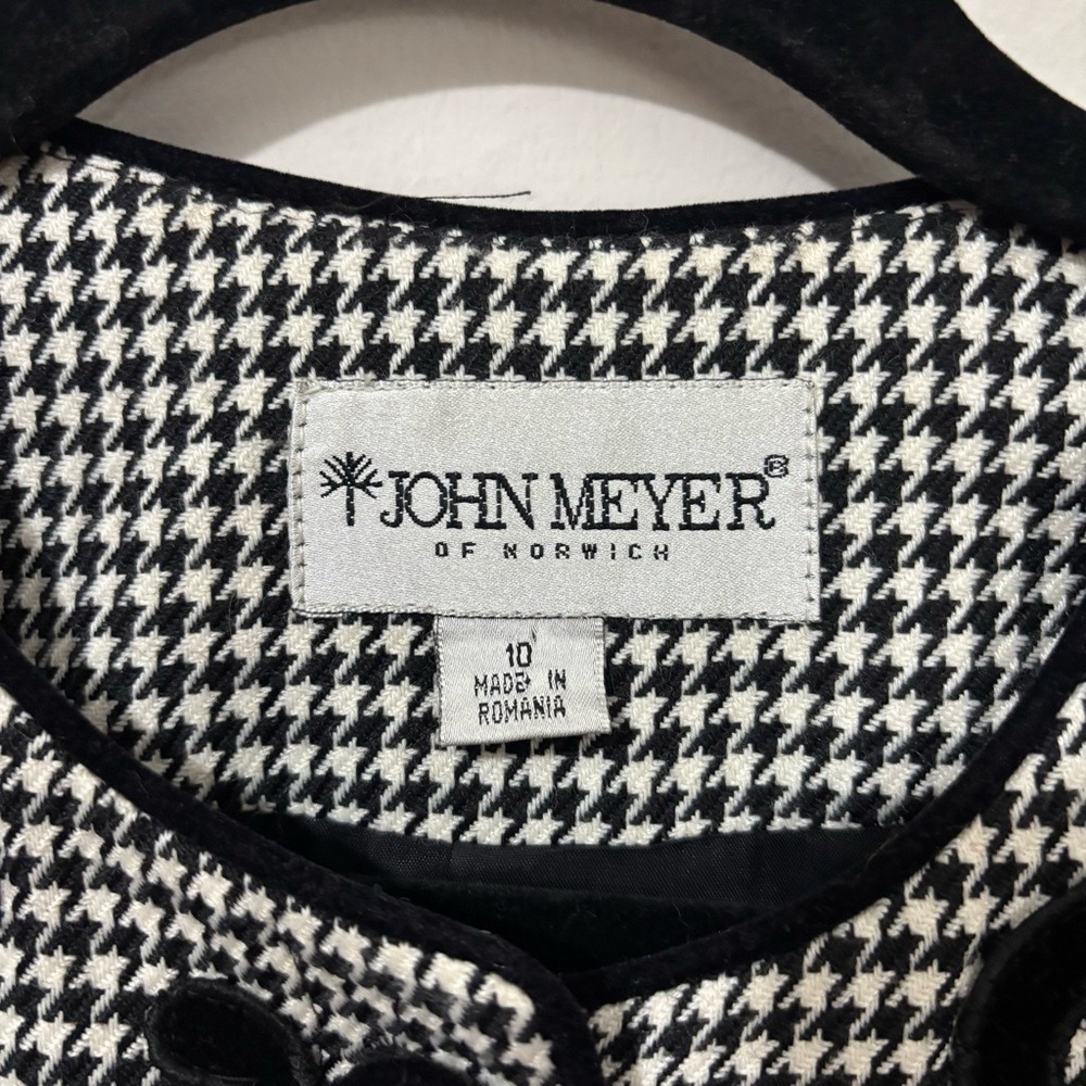 John Meyer of Norwich Womens Houndstooth Blazer‎ Velvet Appliqué Buttons - Picture 3 of 7